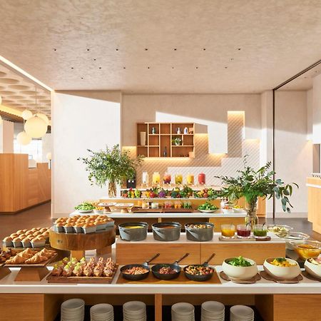 Omo7 Osaka By Hoshino Resorts Exterior foto The buffet at the lounge